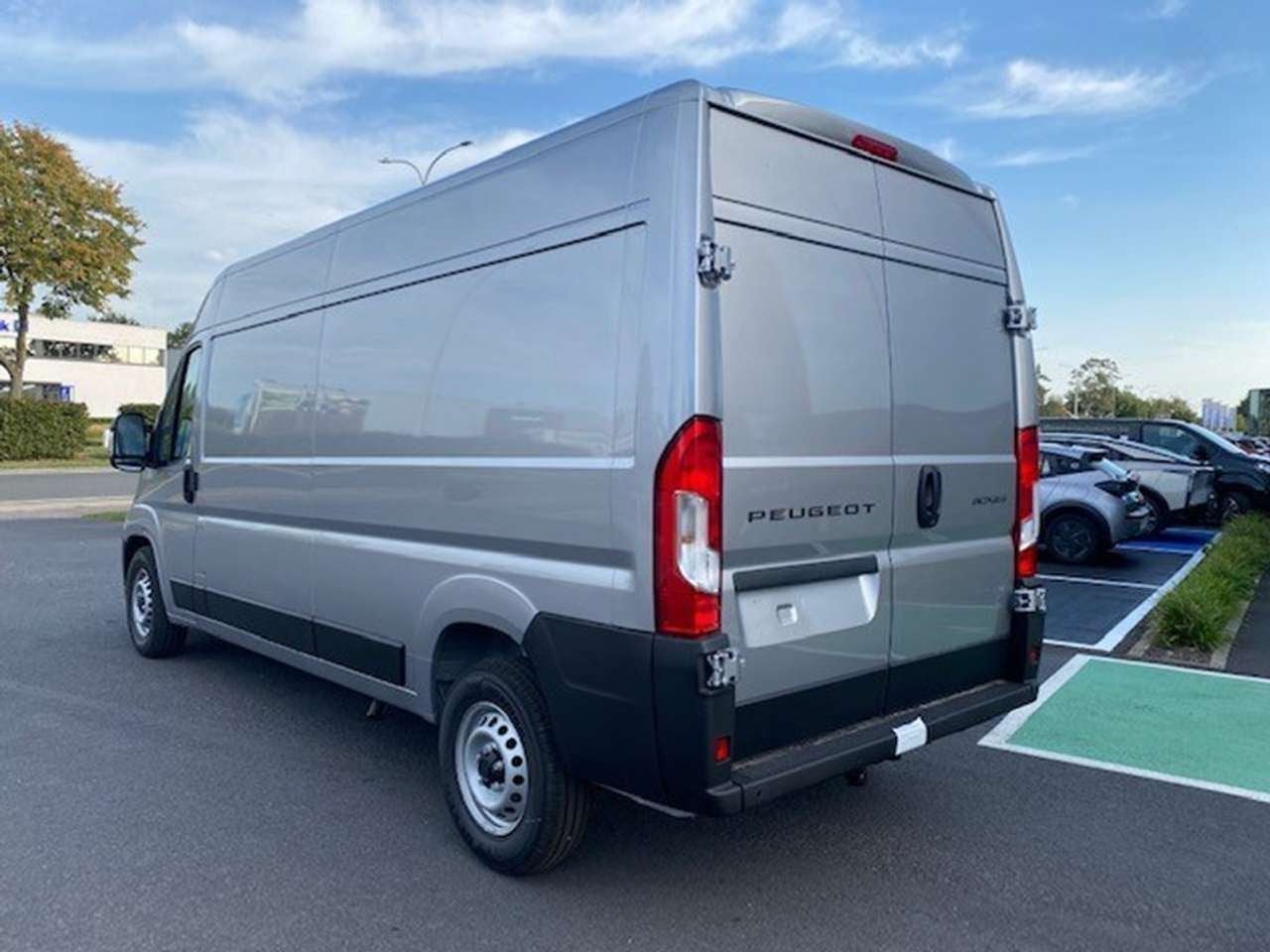 Peugeot Boxer new model L3H2 HDI 180pk Automaat!, 0 kg, Argent ou Gris, Achat, Entreprise
