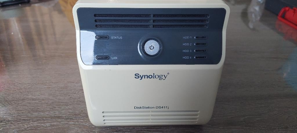NAS Synology DiskStation DS411j – Bon état, Informatique & Logiciels, NAS, Utilisé, Enlèvement