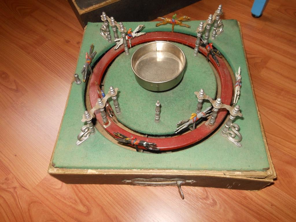 ancien jeux de bistrot, Collections, Enlèvement, Utilisé