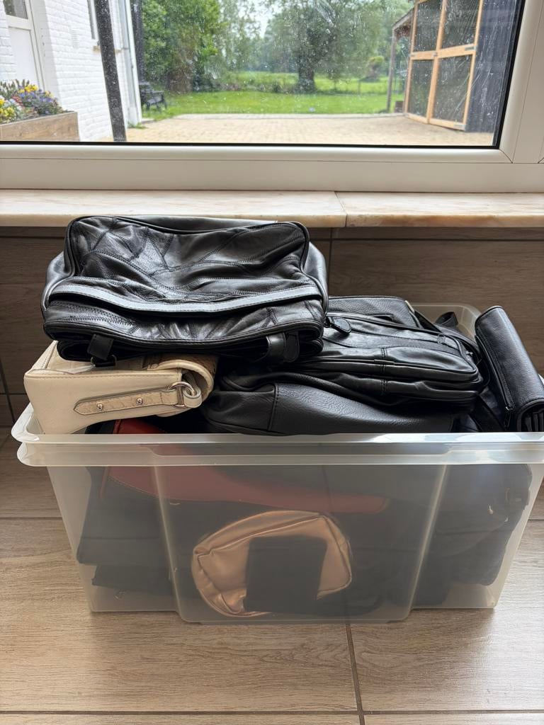 Handtassen en portemonees, Ophalen, Zo goed als nieuw