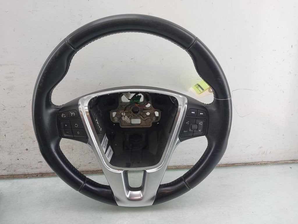VOLANT DIRECTION Volvo V60 I (FW / GW) (01-2010/12-2018), Info@volvocars.com, Volvo Car Germany GmbH, Siegburger Straße 229
50679  Köln, DE