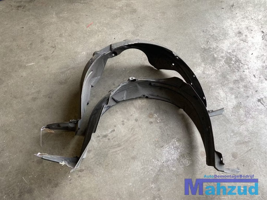 TOYOTA YARIS P9 Links rechts voor modderkuip binnenscherm, Info@toyota.co.jp, Gauche, Toyota Motor Corporation, Toyota-Cho 1
471-8571  Toyota City