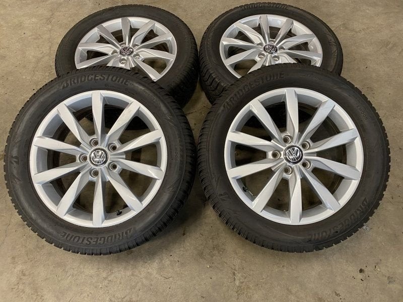 17 inch originele Dijon velgen + winterbanden Volkswagen Cad, Pneus et Jantes, -, 17 pouces, Utilisé