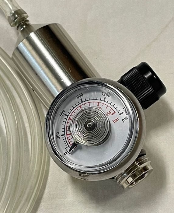Régulateur HONEYWELL 0,5 LPM bouteilles gaz d'étalonnage, Divers, Envoi, Neuf