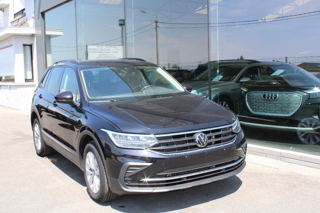 VOLKSWAGEN TIGUAN 1.4 E-Hybrid LIFE DSG, Autos, Volkswagen, 1395 cm³, Achat, Détection des panneaux routiers, Euro 6
