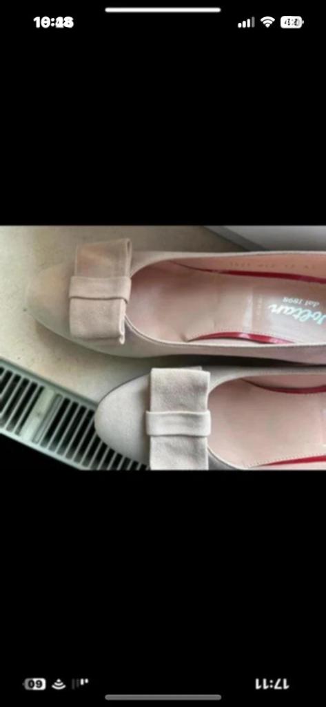 Voltan schoenen nieuw 41, Neuf, Enlèvement ou Envoi, Beige, Chaussures de danse