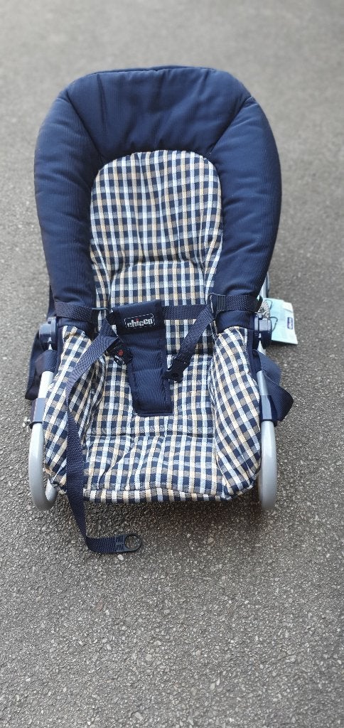 RELAX BÉBÉ. Marque CHICCO. 30 euros, Comme neuf, Ventre, Dos ou Côté, Autres types, Enlèvement