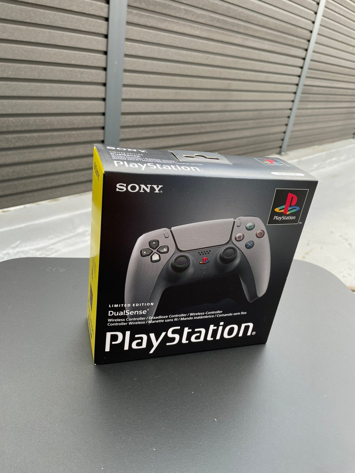 PS5 30th anniversary controller sealed, Games en Spelcomputers, Spelcomputers | Sony Consoles | Accessoires, Ophalen, Nieuw, Controller