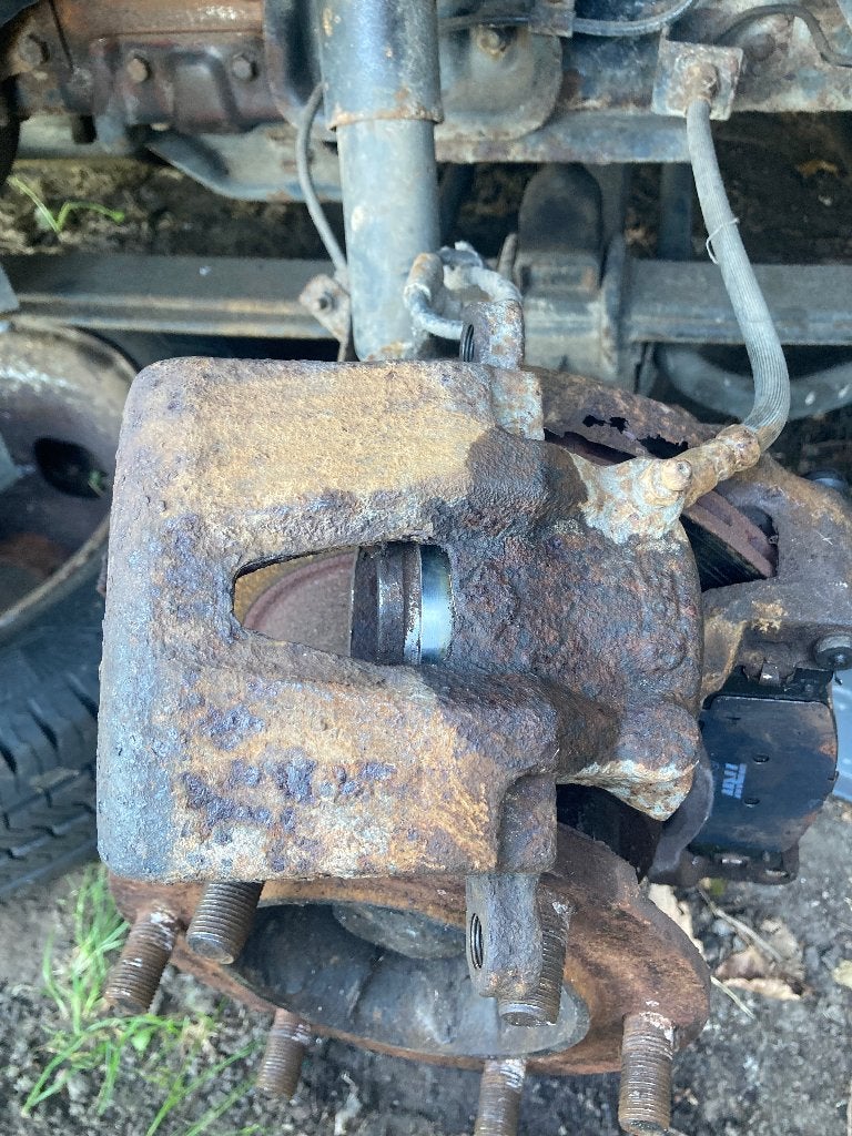 Gezocht  rempomp rv Canter, Auto-onderdelen, Ophalen, Mitsubishi