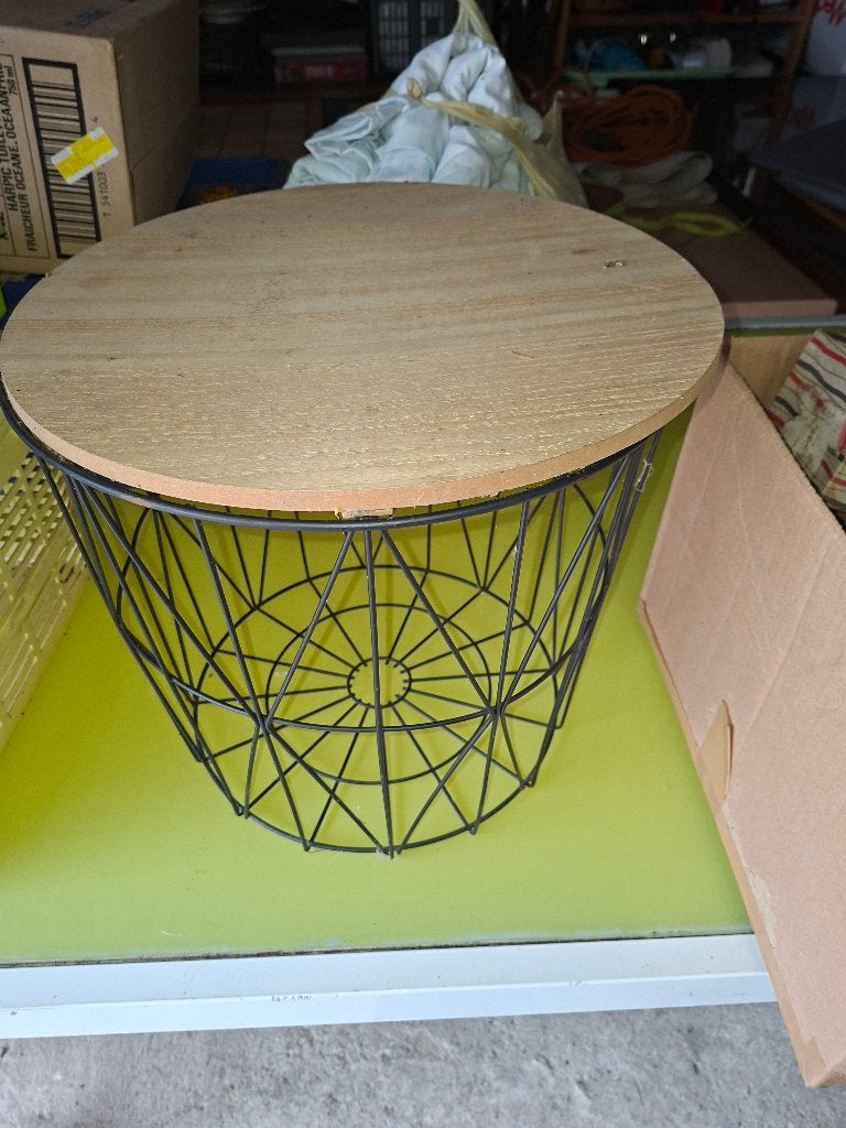 Petite table rangement, Maison & Meubles, Armoires | Casiers, Enlèvement, Utilisé