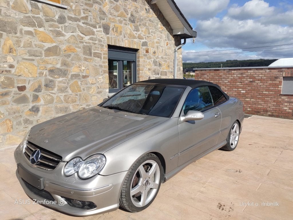 Mercedes clk 55 amg cabrio voland a droite, Autos, Cuir, Argent ou Gris, Cabriolet, Noir