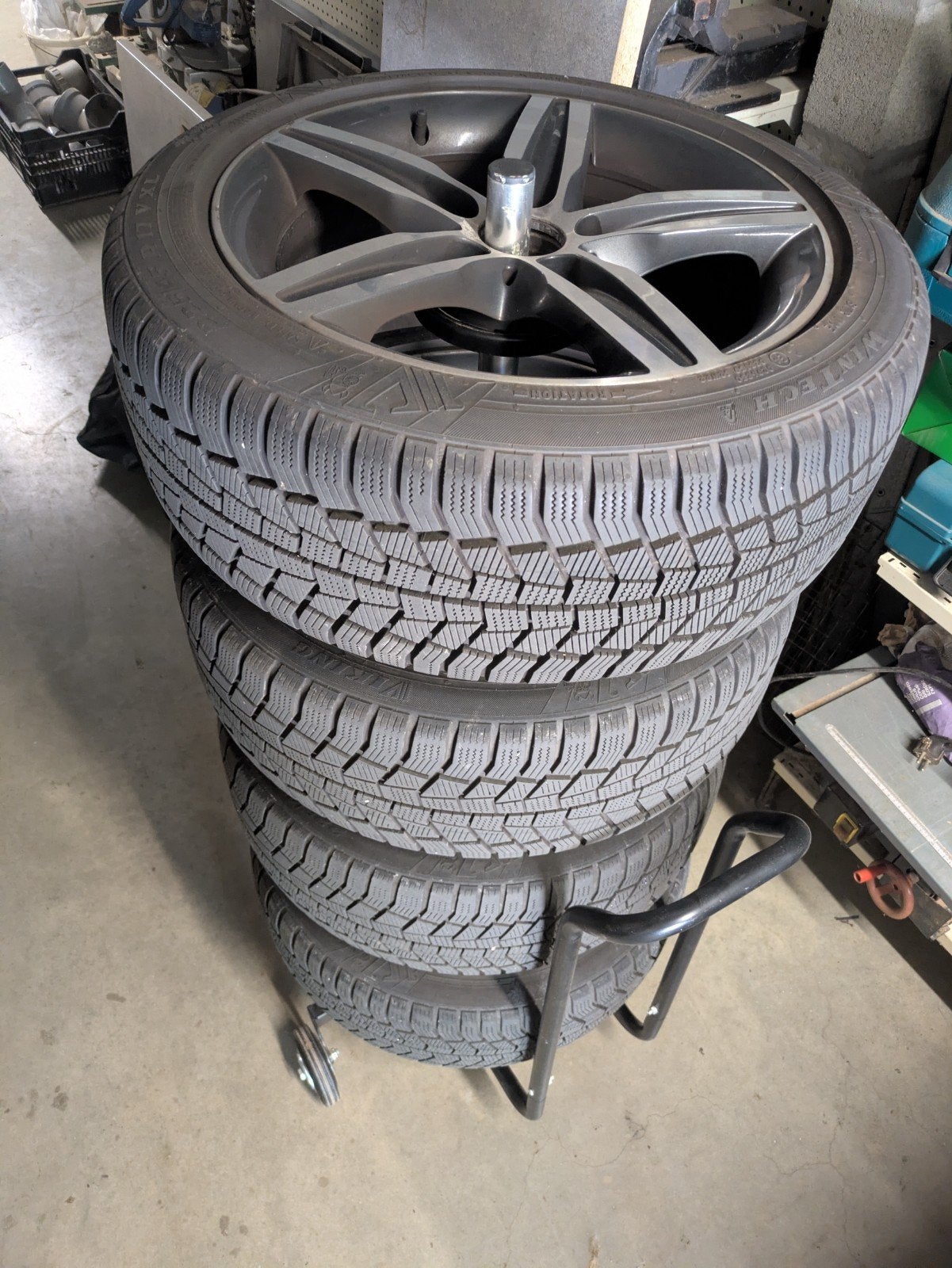 banden BMW 1 serie, Auto-onderdelen, Banden en Velgen, Ophalen, Winterbanden