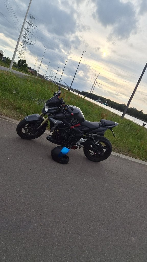Suzuki GSR 750, Motos, Permis Moto A, Occasion, Plus de 35 kW, Particulier