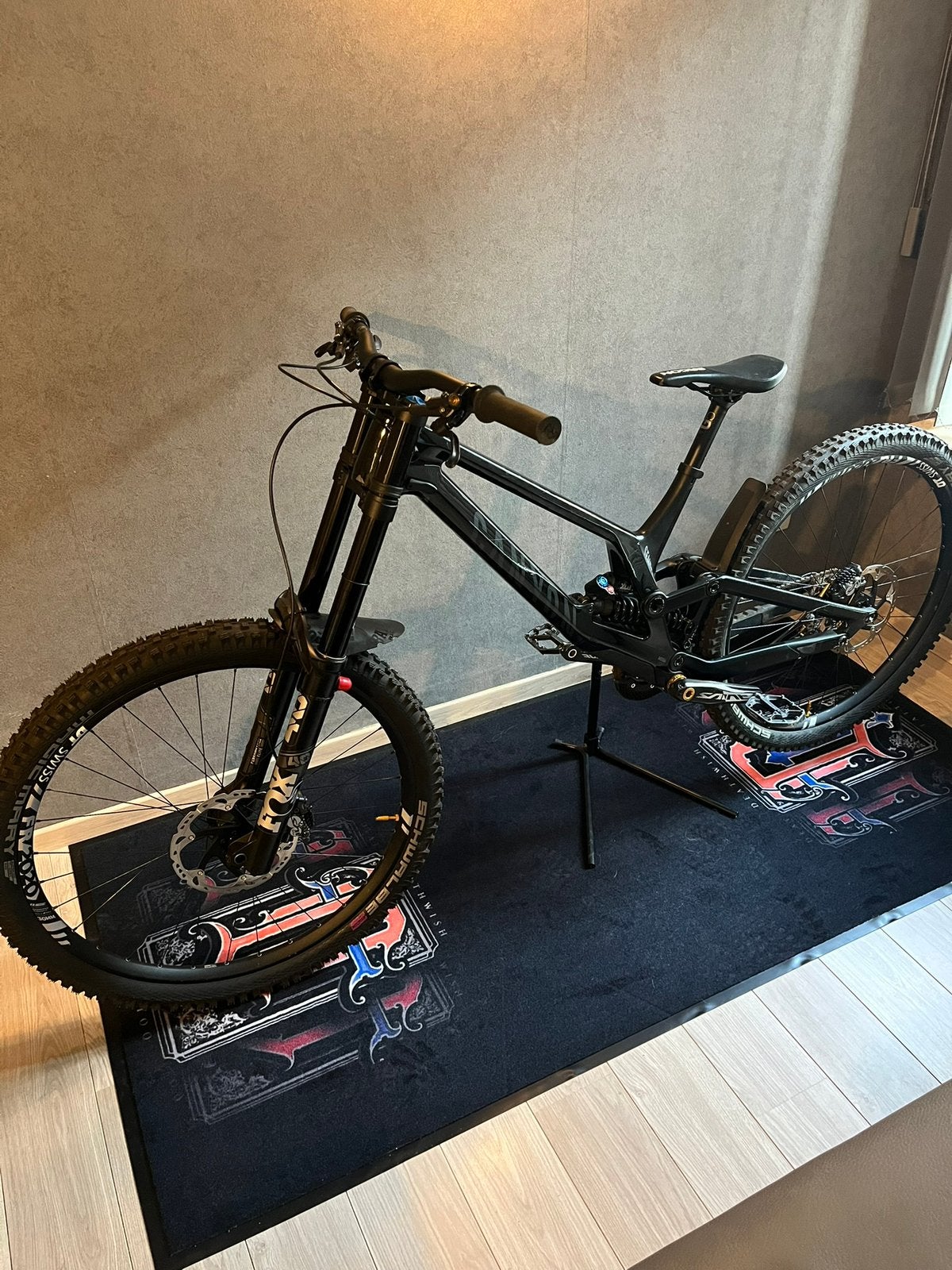 Canyon crf downhill ( maat large ), Fietsen en Brommers, Fietsen | Mountainbikes en ATB, Ophalen, Zo goed als nieuw