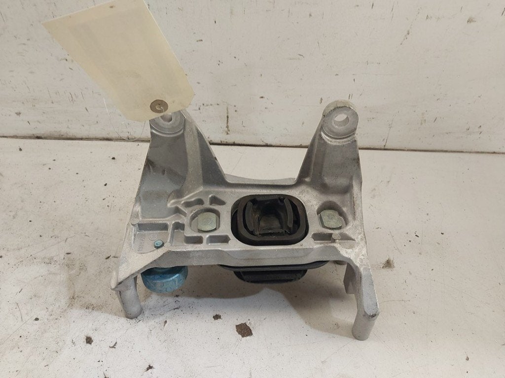 VERSNELLINGSBAKSTEUN Nissan Qashqai (J12) (01-2021/07-2025), Auto-onderdelen, Gebruikt, Germany@nissan-services.eu, Kronenweg 38
50389  Wesseling, DE