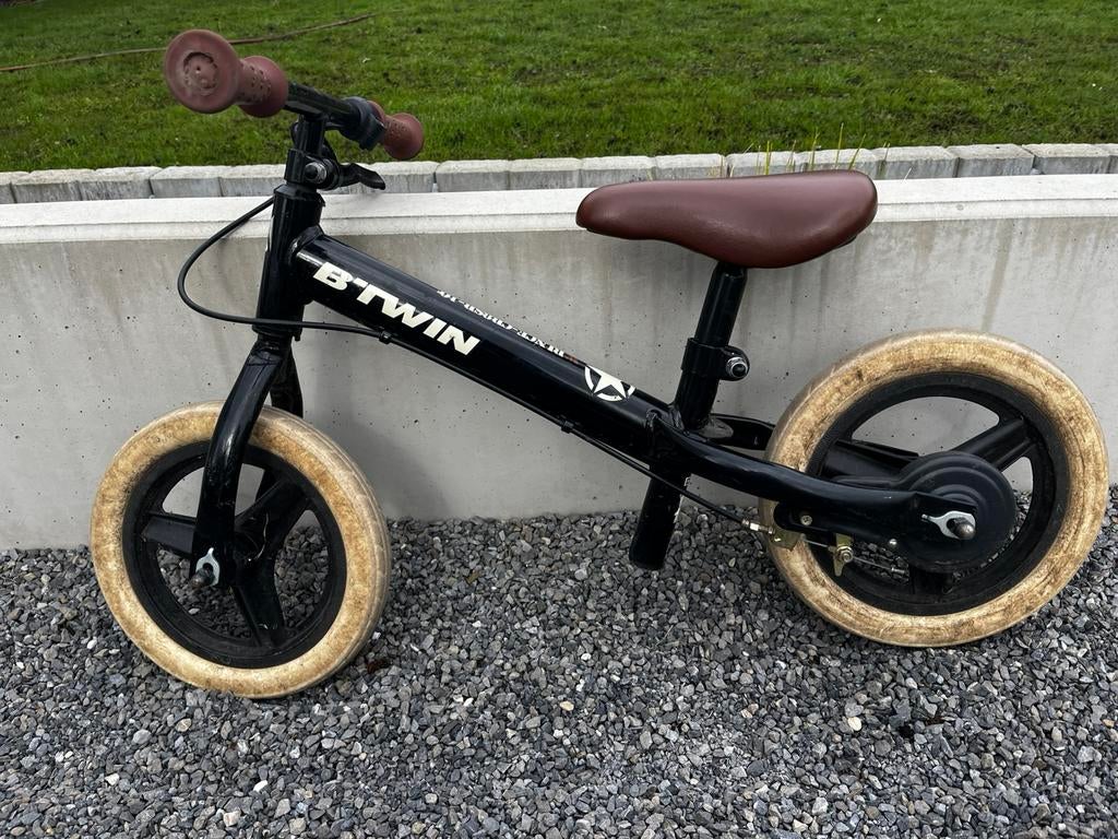 Loopfiets decathlon, Kinderen en Baby's, Speelgoed | Buiten | Voertuigen en Loopfietsen, Ophalen, Gebruikt, Loopfiets
