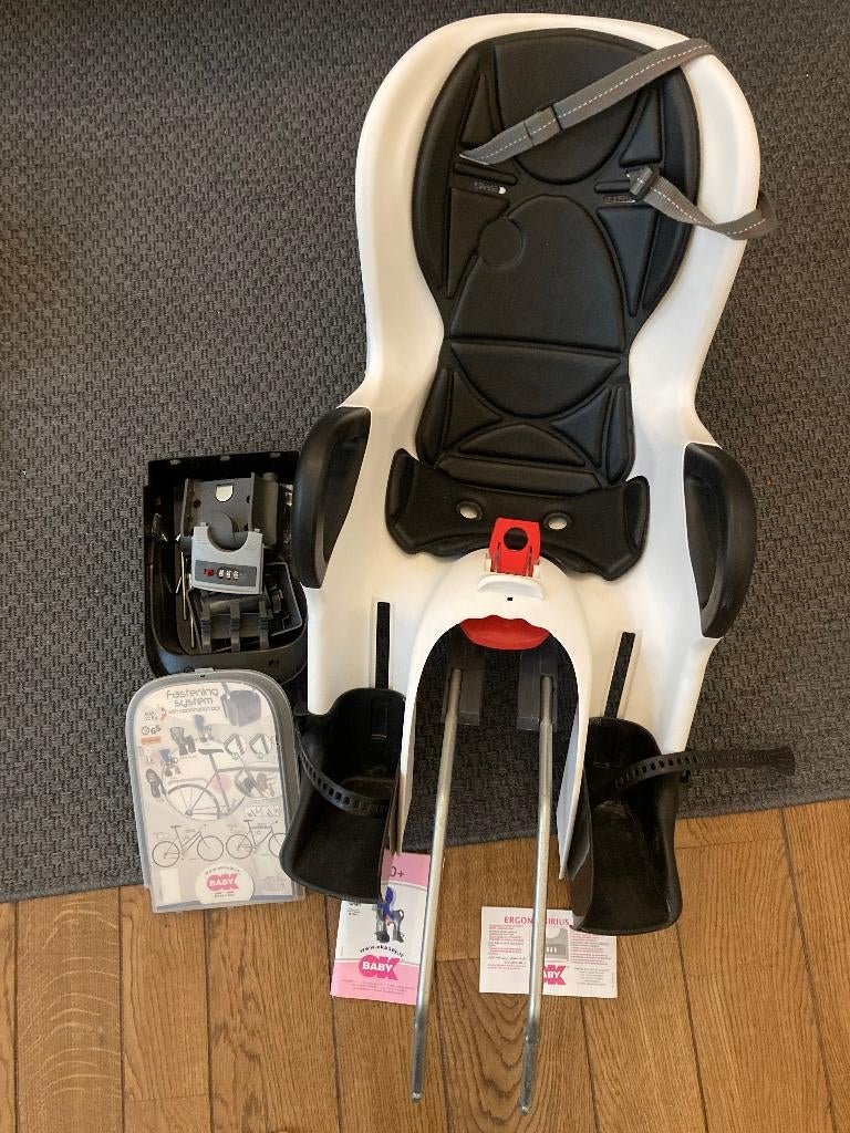Siège vélo avec antivol à code - excellent état, Repose-pieds, Comme neuf, Enlèvement, OK Baby