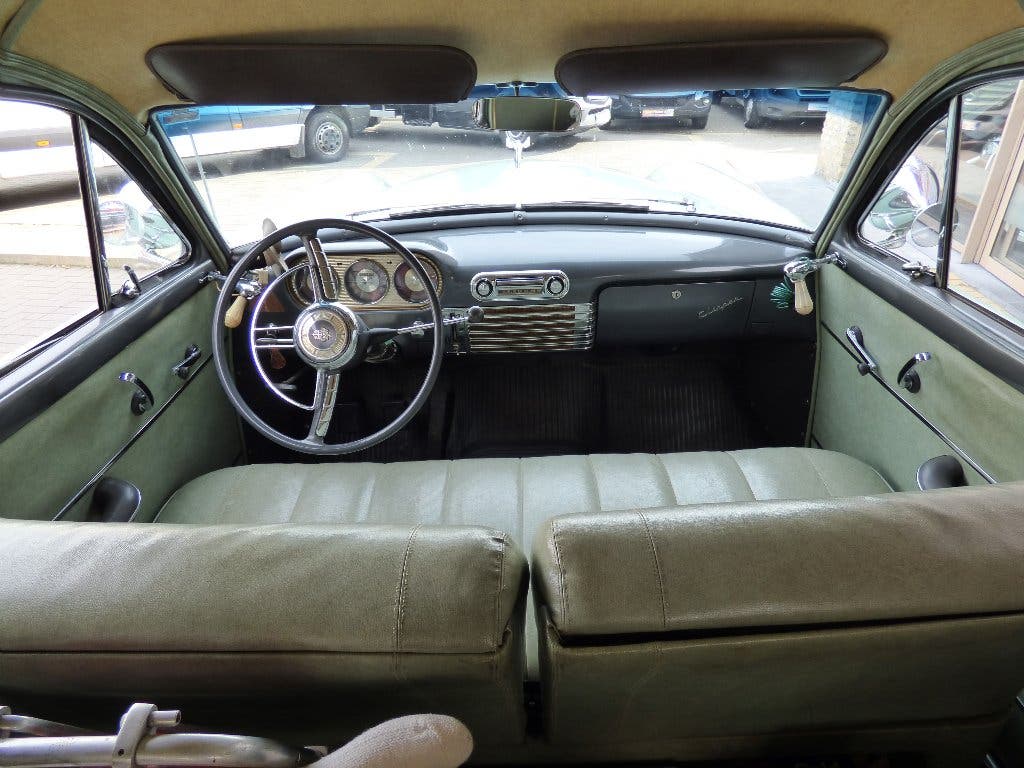 Packard Lady Henney ambulance, foto 11