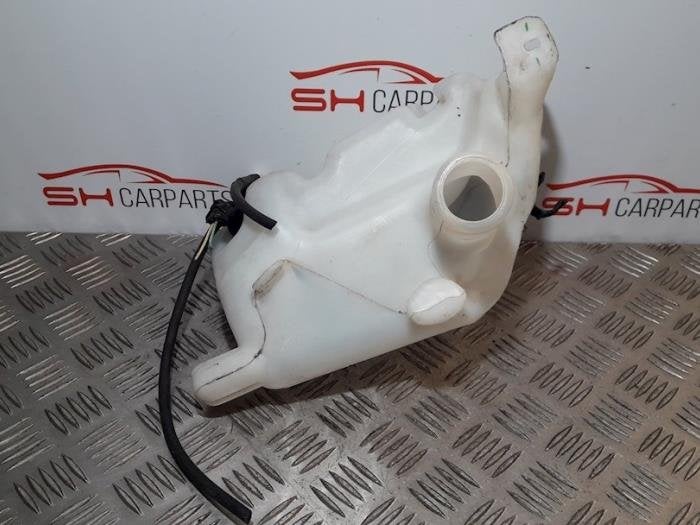 Ruitensproeiertank voor van een Citroen C4 Grand Picasso, Gebruikt, -, Ophalen of Verzenden, -