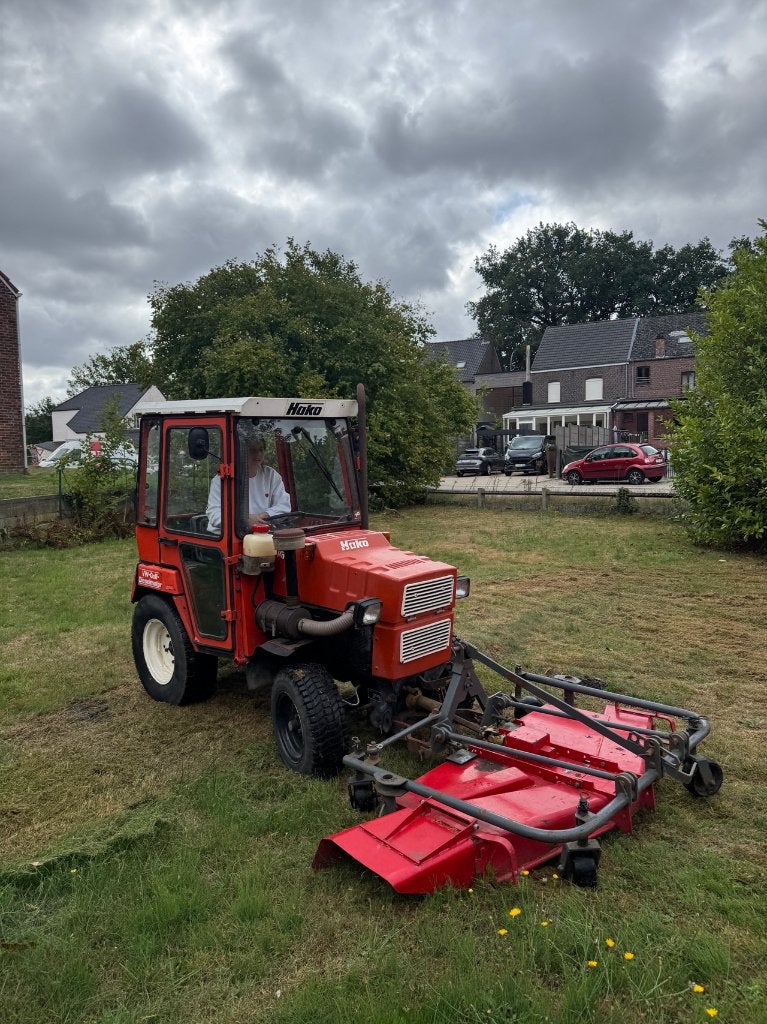 Hako 3800D Traktor met frontmaaier, Articles professionnels, Enlèvement, Utilisé, Autres marques, Jusqu'à 2500