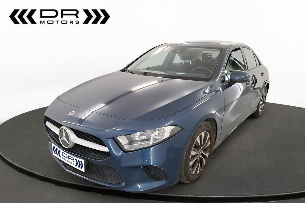 Mercedes-Benz A 180 CAMERA - PARKEERASSISTENT - SPOORASSIST, Autos, 0 kg, Classe A, Achat, Entreprise