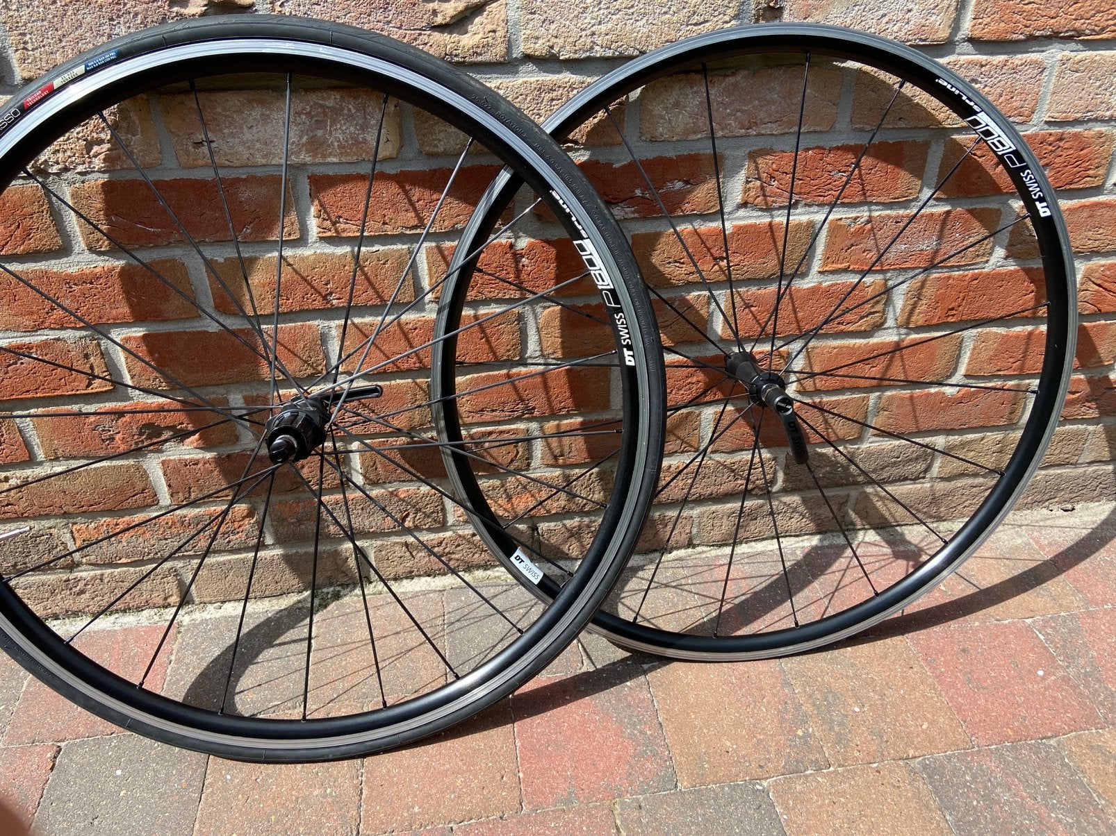 DT Swiss wielen, Ophalen, 28 inch, Velgrem, Aluminium
