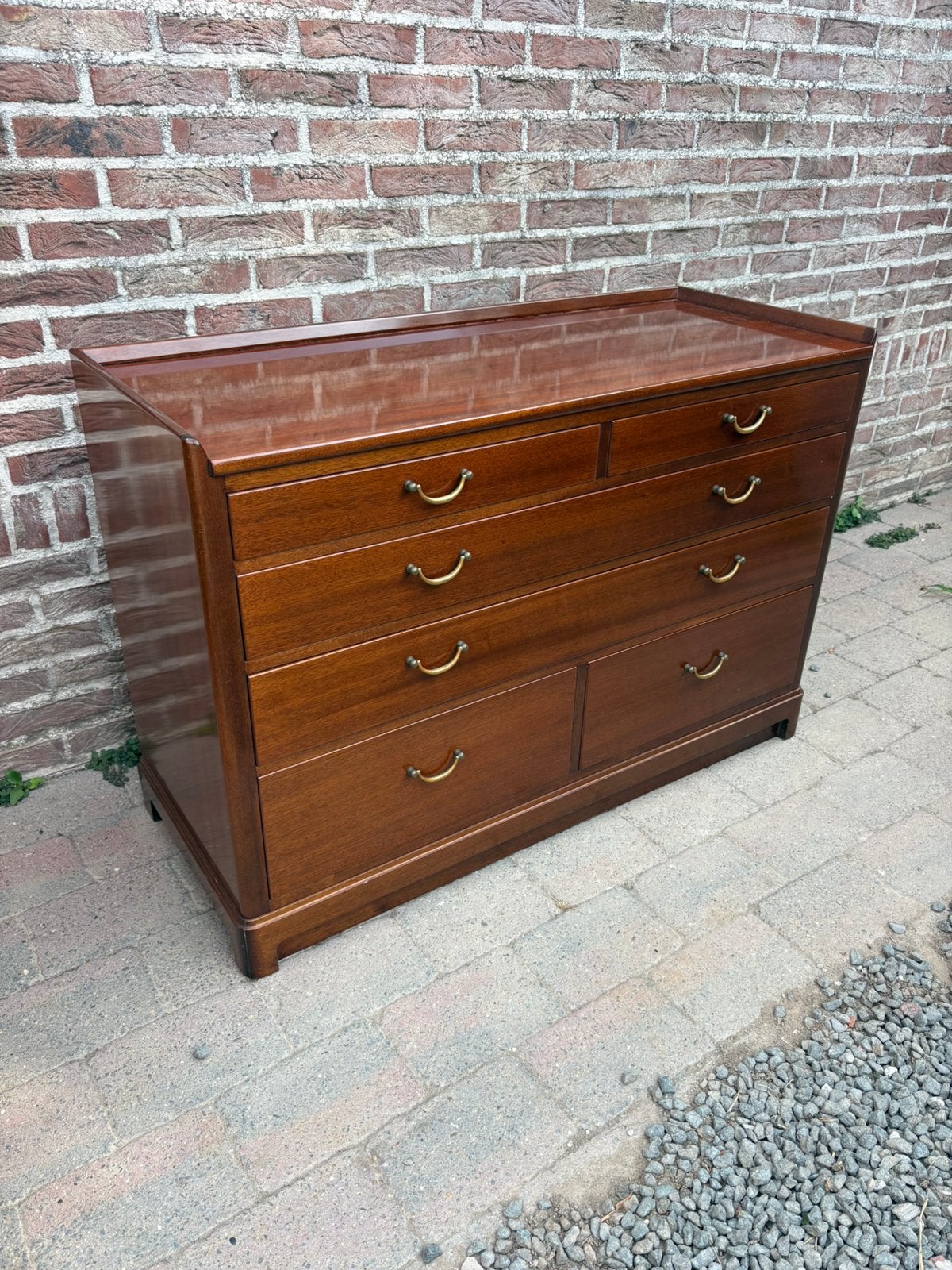 Commode en bois massif – 8 tiroirs – Excellent état, Ophalen, Zo goed als nieuw