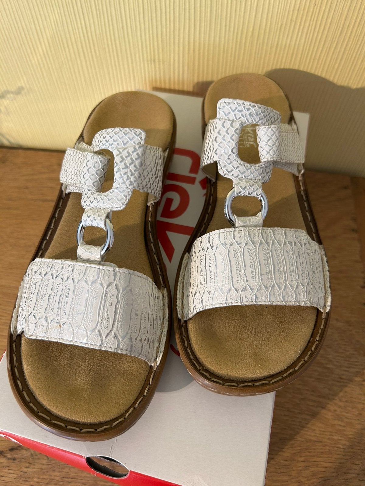 Mules 38 blanches, Vêtements | Femmes, Chaussures, Enlèvement ou Envoi, Comme neuf