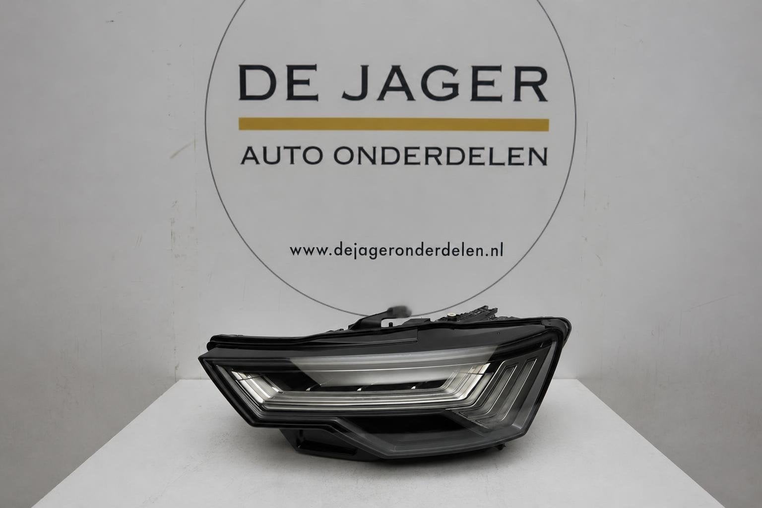 Audi A6 C8 Matrix LED koplamp links 4K0941035, Gebruikt, AUDI AG, Auto-Union-Strasse 1
85045  Ingolstadt, DE, Audi