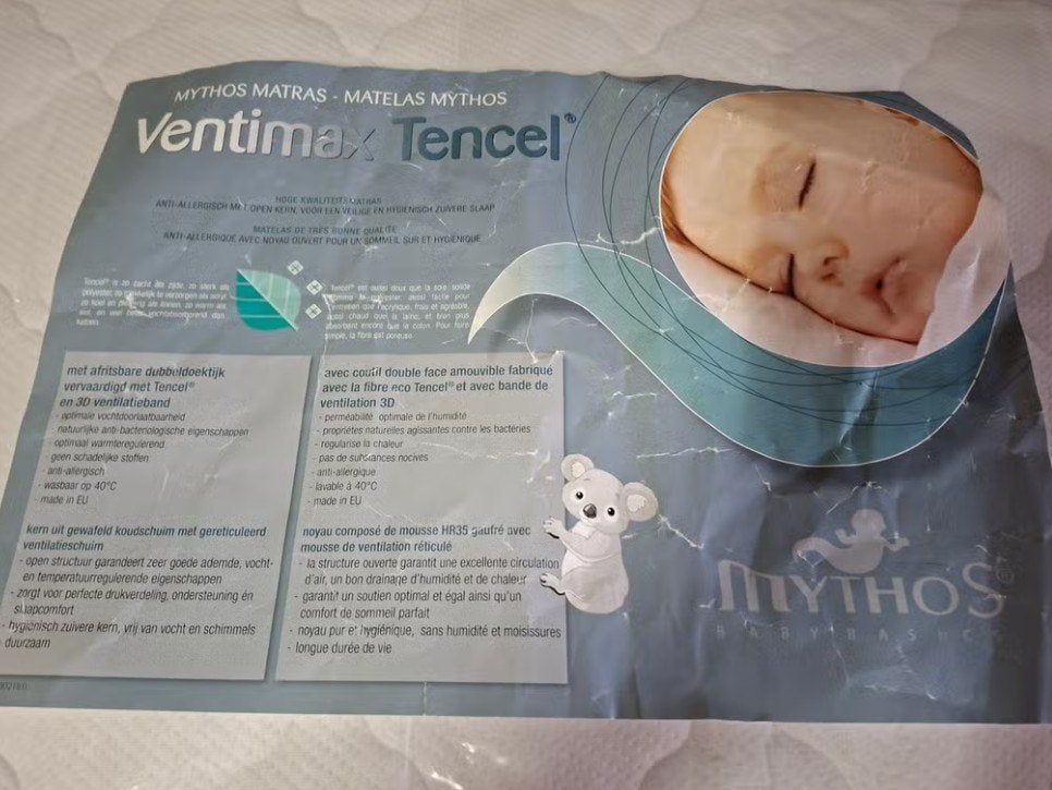 babymatras met overtrek, Ophalen, 70 cm of minder, 190 cm of minder, Zo goed als nieuw