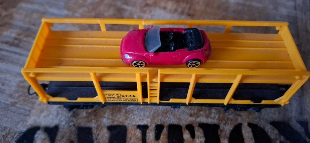 VW New Beetle Cabrio Red 1/87 HO K Precision Model Germany, Enlèvement, Comme neuf, Voiture, Wiking