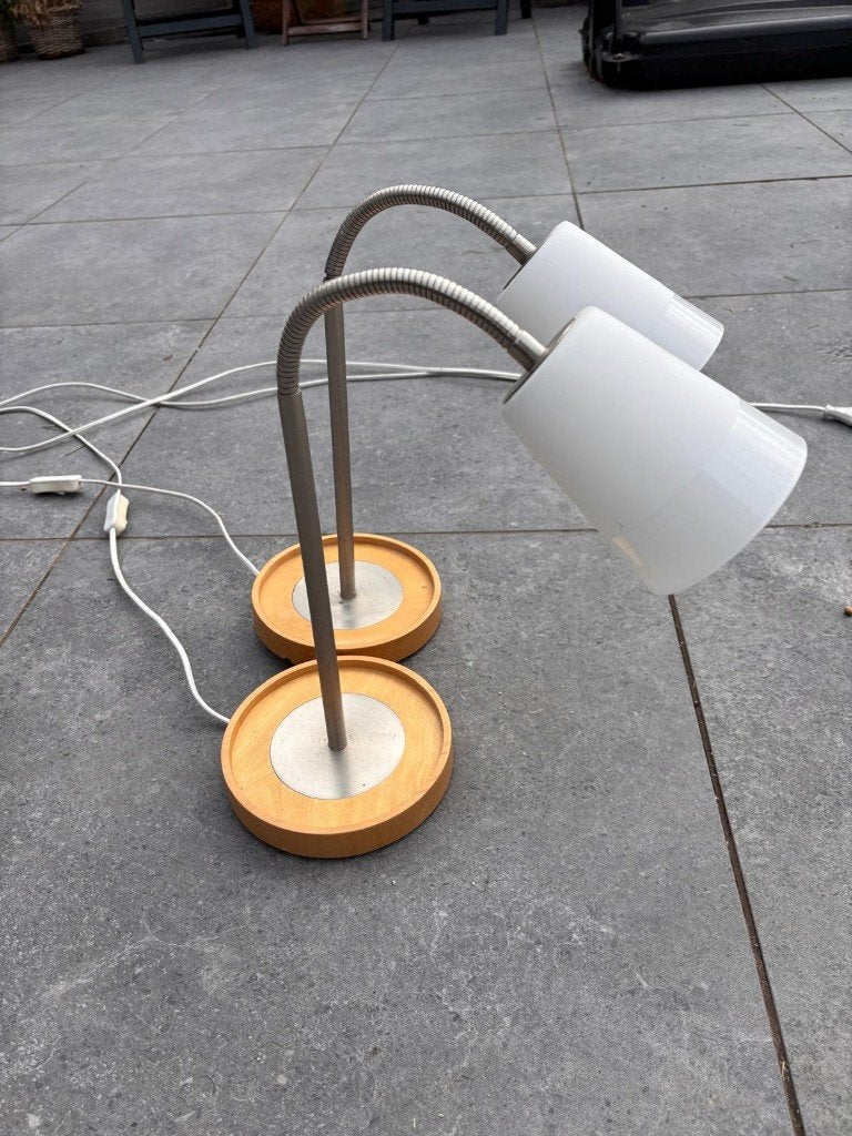 Ikea nachtlamp / bureaulamp (set van 2), Huis en Inrichting, Ophalen, Bureaulamp, Wit, Glas