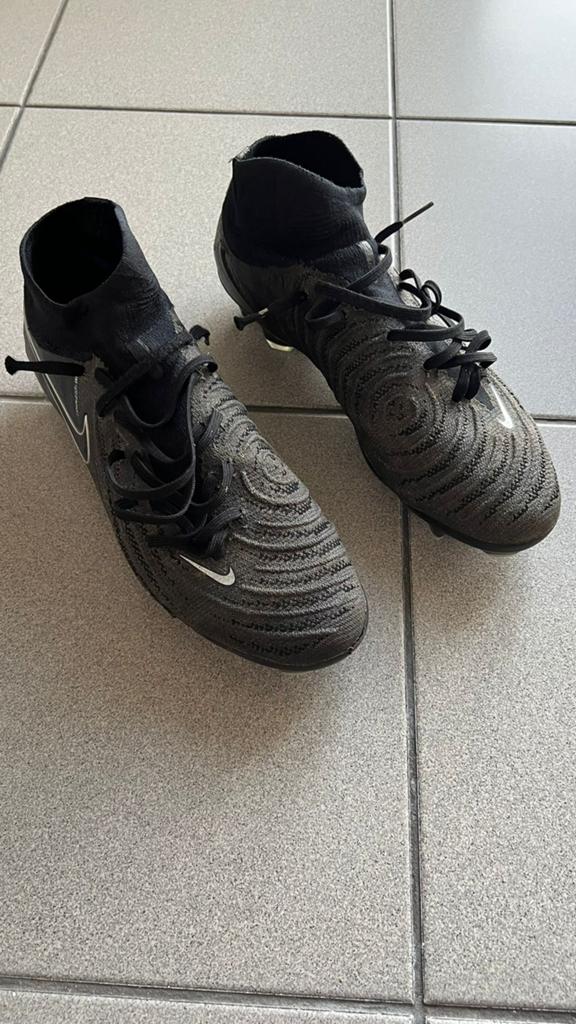 Nike Elite Phantom Gx Luna 2, Sport en Fitness, Voetbal, Ophalen of Verzenden, Gebruikt, Schoenen