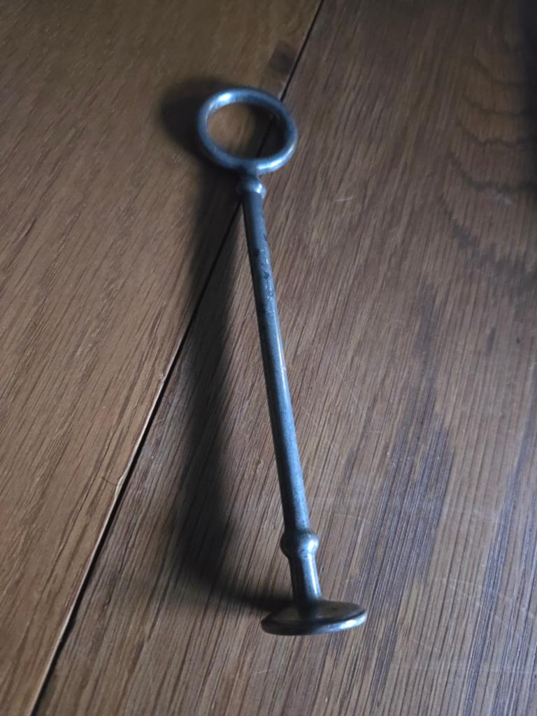 Ancien pilon à sucre, Bricolage & Construction, Enlèvement ou Envoi