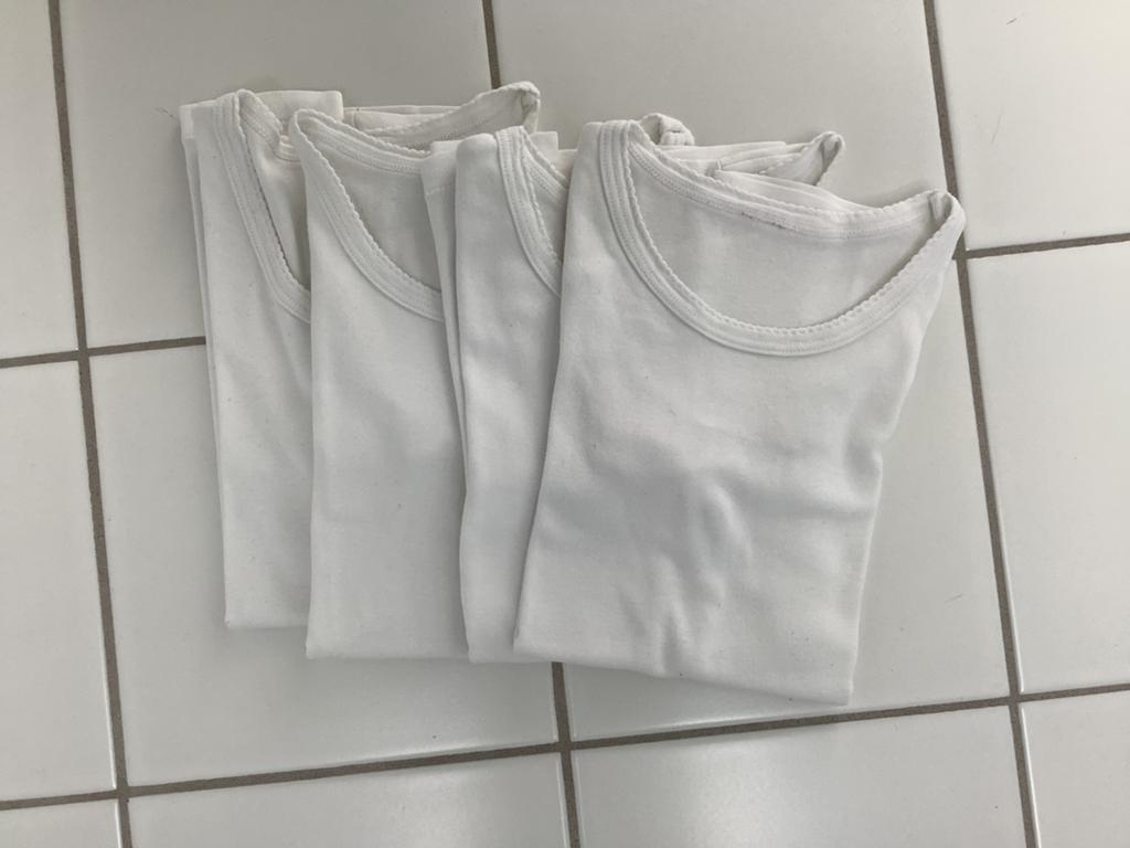 4 stuk onderhemdjes 8 jaar. Petit bateau. Samen 8€., Kinderen en Baby's, Kinderkleding | Maat 128, Ophalen of Verzenden, Zo goed als nieuw