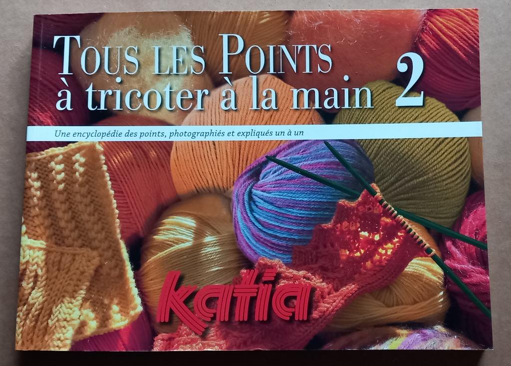 Tous les points à tricoter à la main, 2 – Kati, Enlèvement ou Envoi, Utilisé, Tricot et Crochet