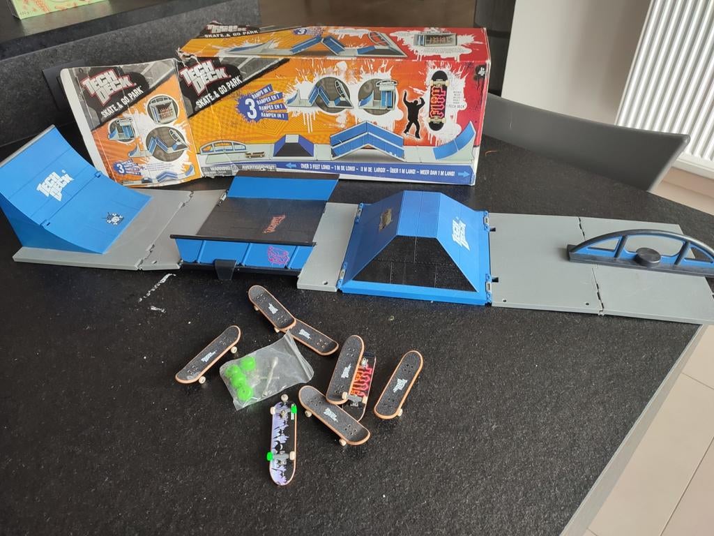 Tech deck vingerboard park + skateboards, Ophalen