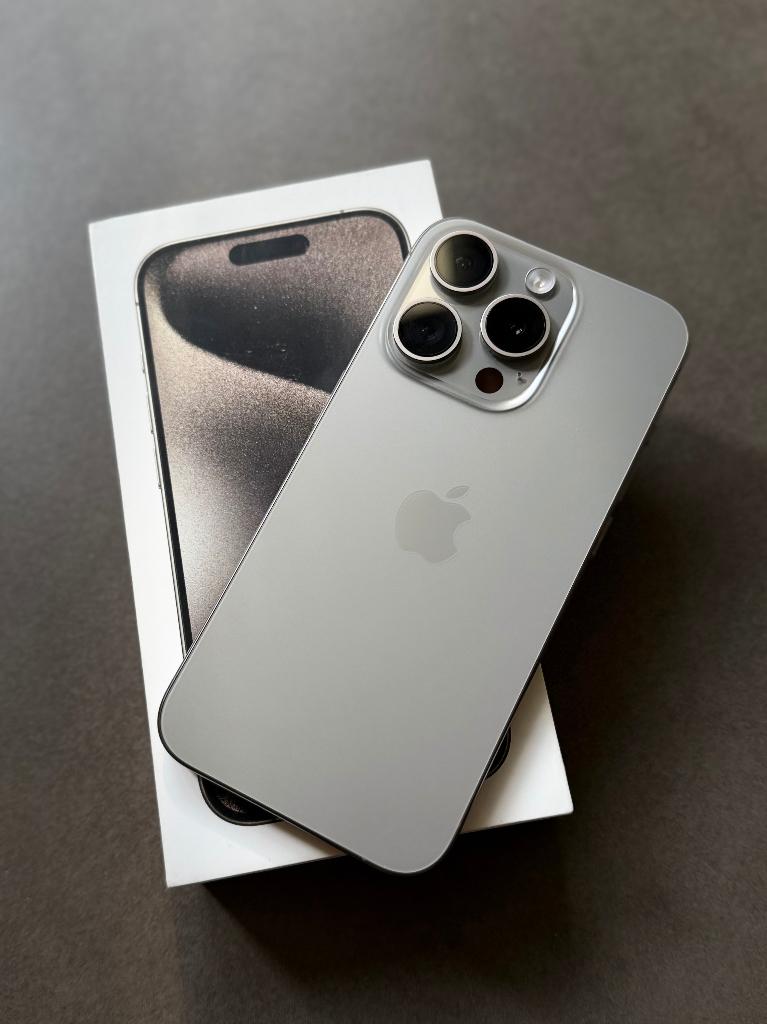 iPhone 15 pro 128gb titanium, Télécoms, Téléphonie mobile | Apple iPhone, 128 GB, IPhone 15, Comme neuf, Enlèvement
