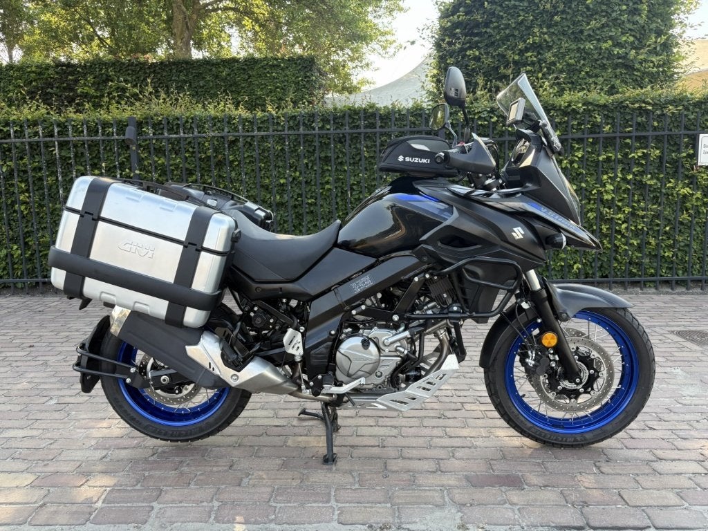 Suzuki DL 650 V-Strom XT, Motos, Motos | Suzuki, Entreprise, Naked bike, plus de 35 kW, 2 cylindres, Permis Moto A, ABS, Manuelle