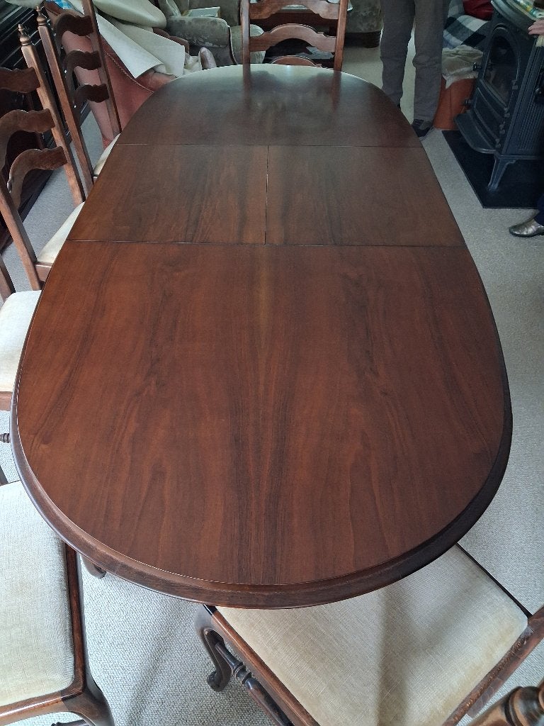 Ovale tafel (uitschuifbaar) met 6 stoelen, Ophalen, 50 tot 100 cm, Zo goed als nieuw, Vijf personen of meer