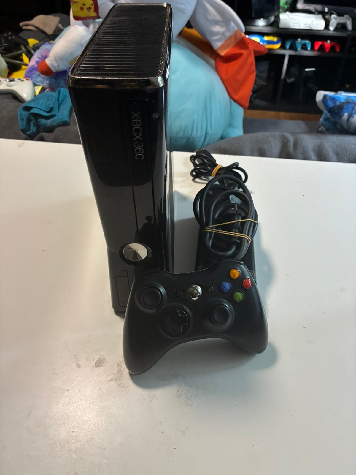 Xbox 360 S Console met controller en kabels, Enlèvement ou Envoi, Comme neuf