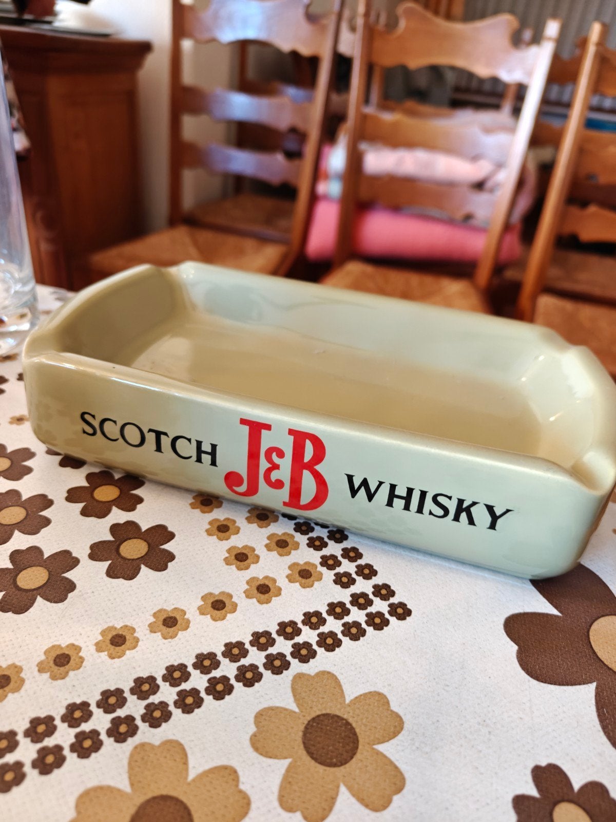 Asbak J&B, Verzamelen, Ophalen