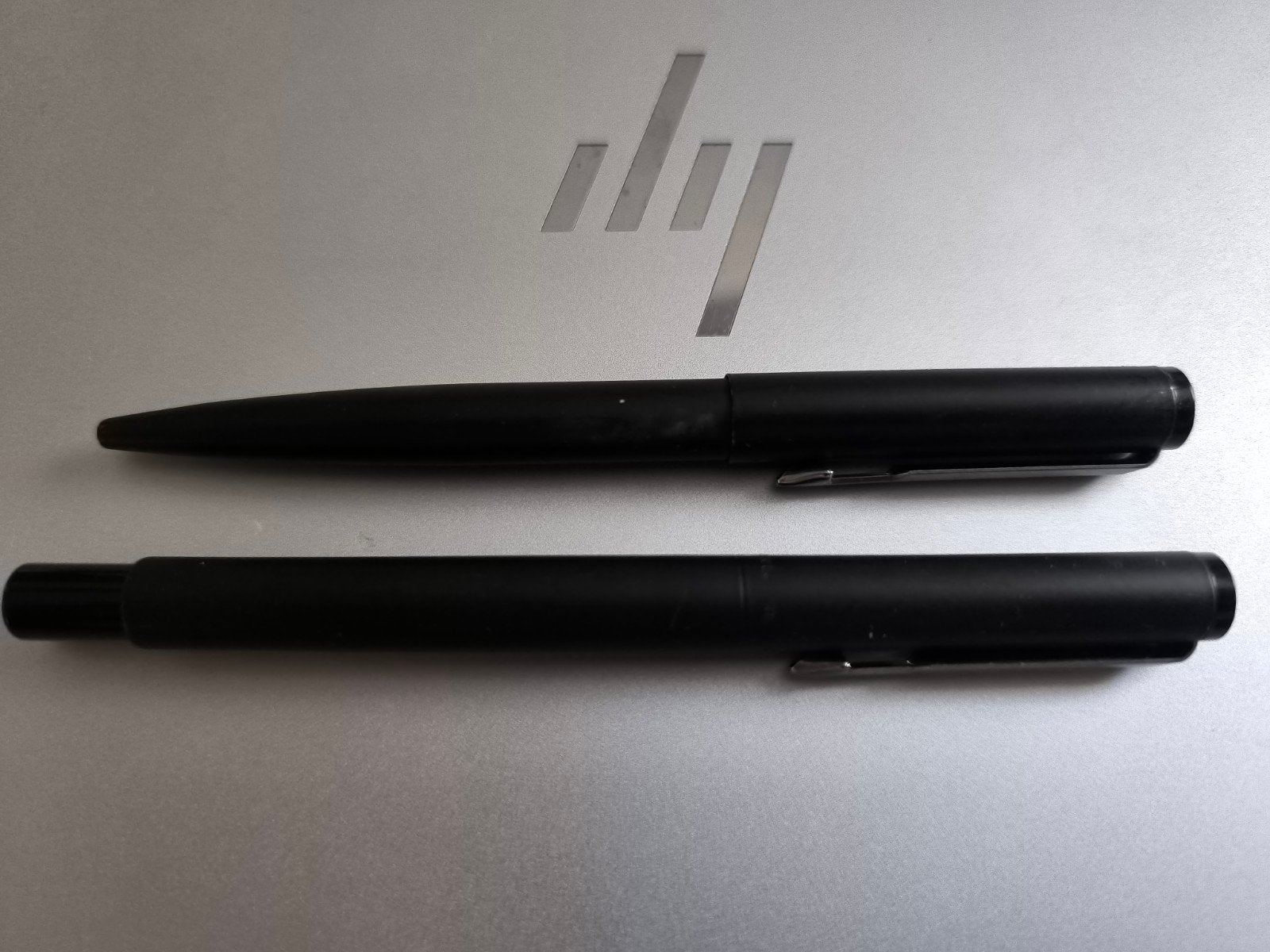 Parure Parker Vector noir mat, Enlèvement ou Envoi, Utilisé, Stylo, Parker