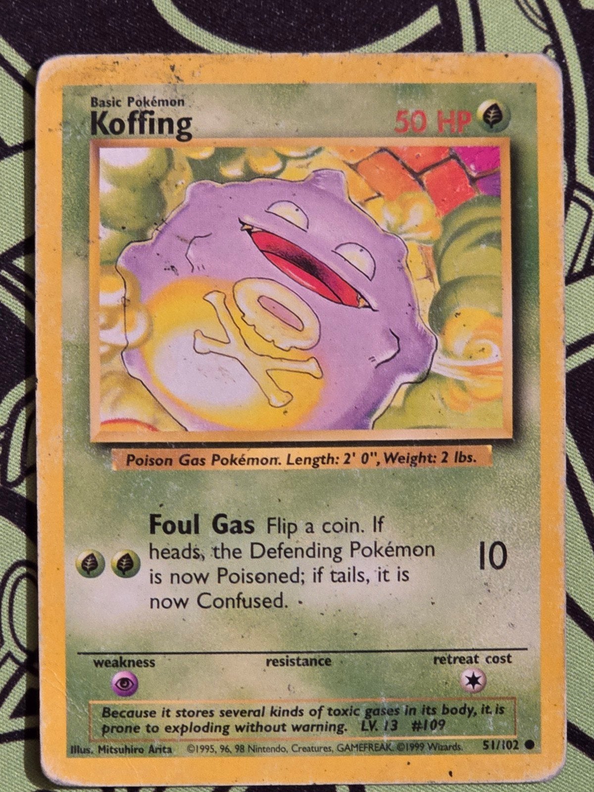 Koffing (51/102), Hobby en Vrije tijd, Ophalen, Gebruikt, Losse kaart, Foil