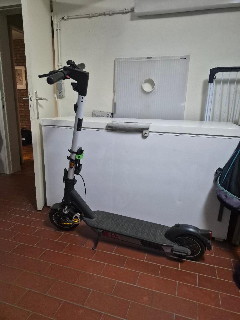 Trottinette électrique Audi Ninebot, Vélos & Vélomoteurs, Enlèvement, Comme neuf, Step électrique (E-scooter), Ninebot