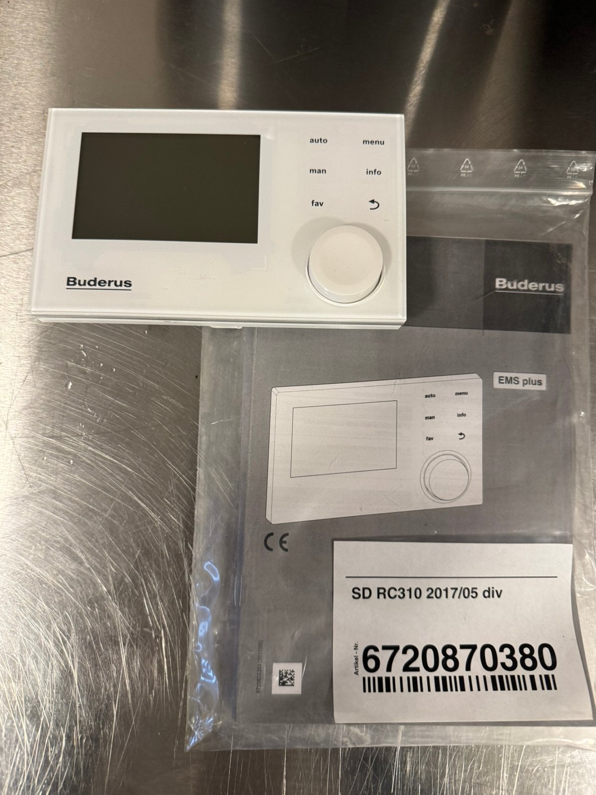 Thermostat/régulateur Buderus RC310 — état neuf, Bricolage & Construction, Enlèvement ou Envoi, Comme neuf