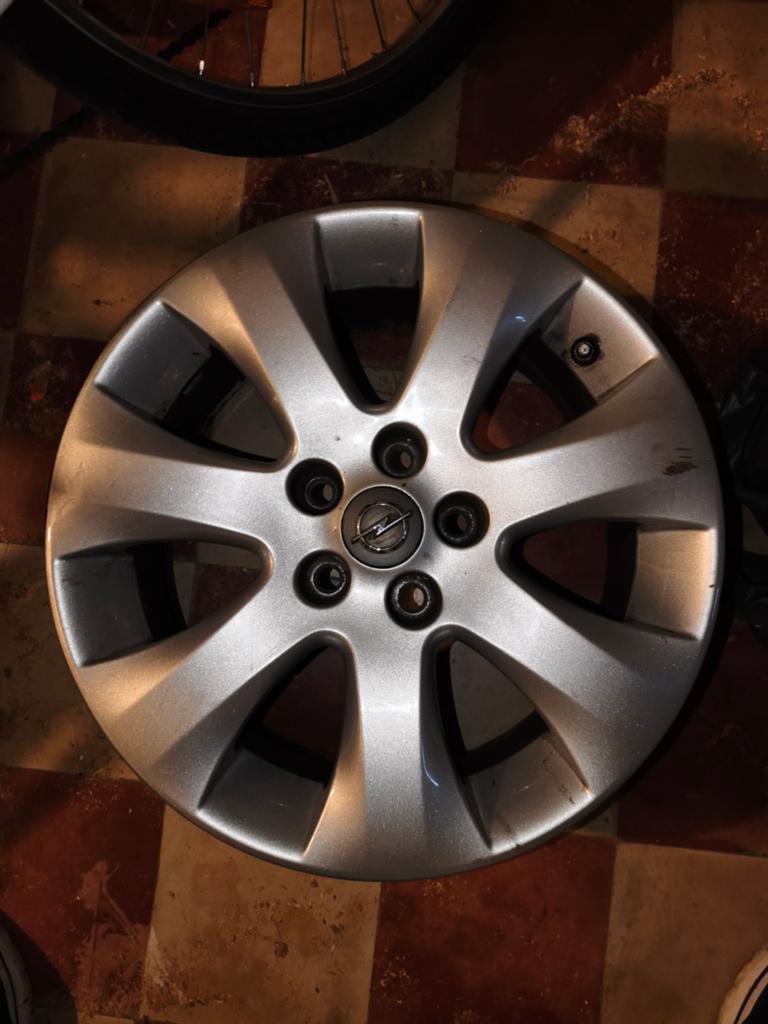 Lot de 4 Jantes Alu Origine Opel - 16 Pouces