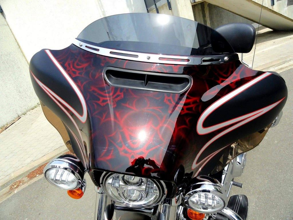 Harley Davidson Street Glide,
Série spéciale numérotée., Cruise Control, 2 cilinders, 1690 cc, Nieuw