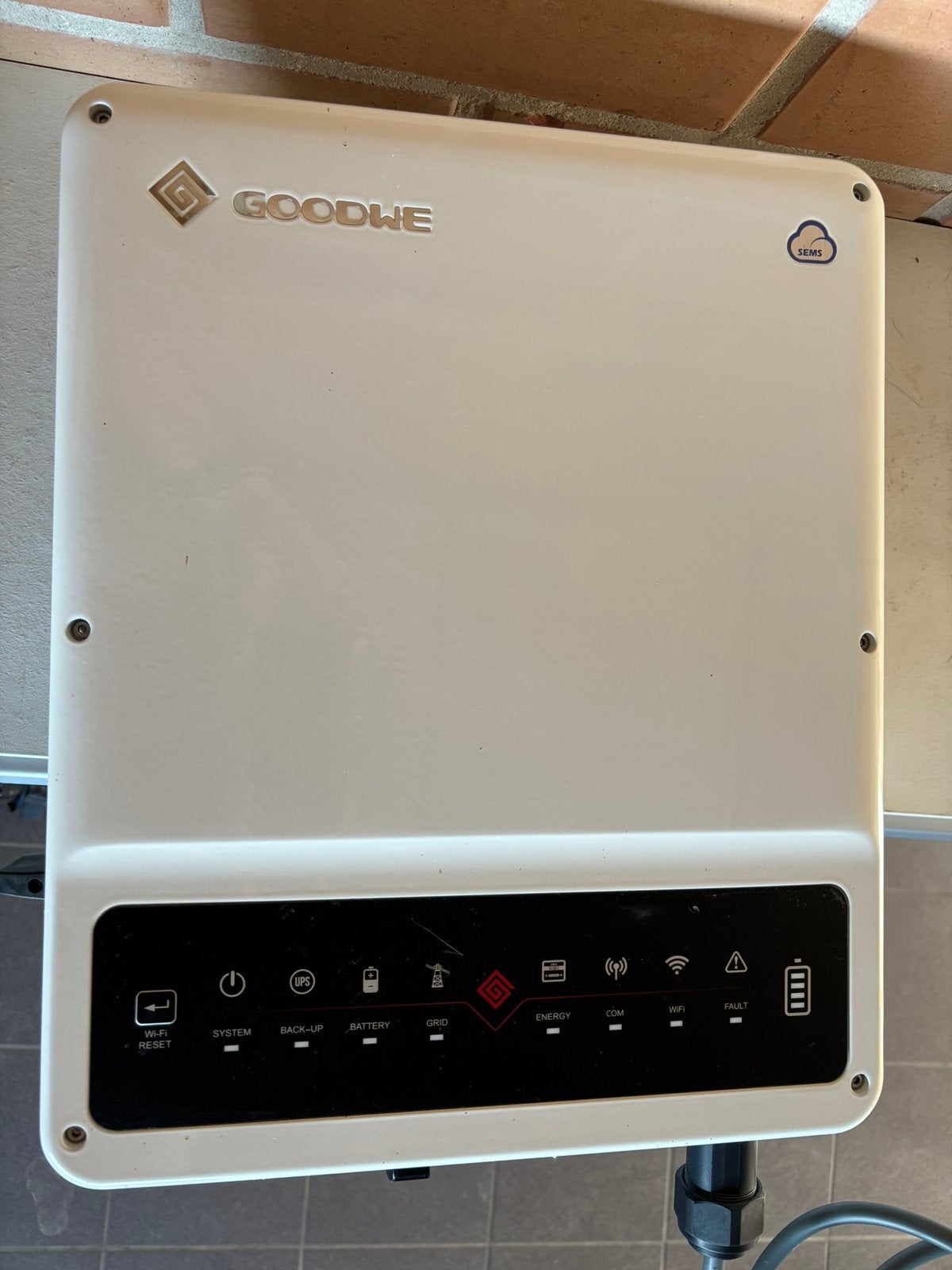Omvormer  GOODWE 5 Kw, Doe-het-zelf en Bouw, Ophalen, Zo goed als nieuw