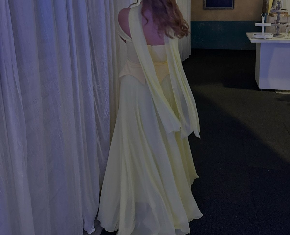 Butteryellow gala jurk, Ophalen, Zo goed als nieuw